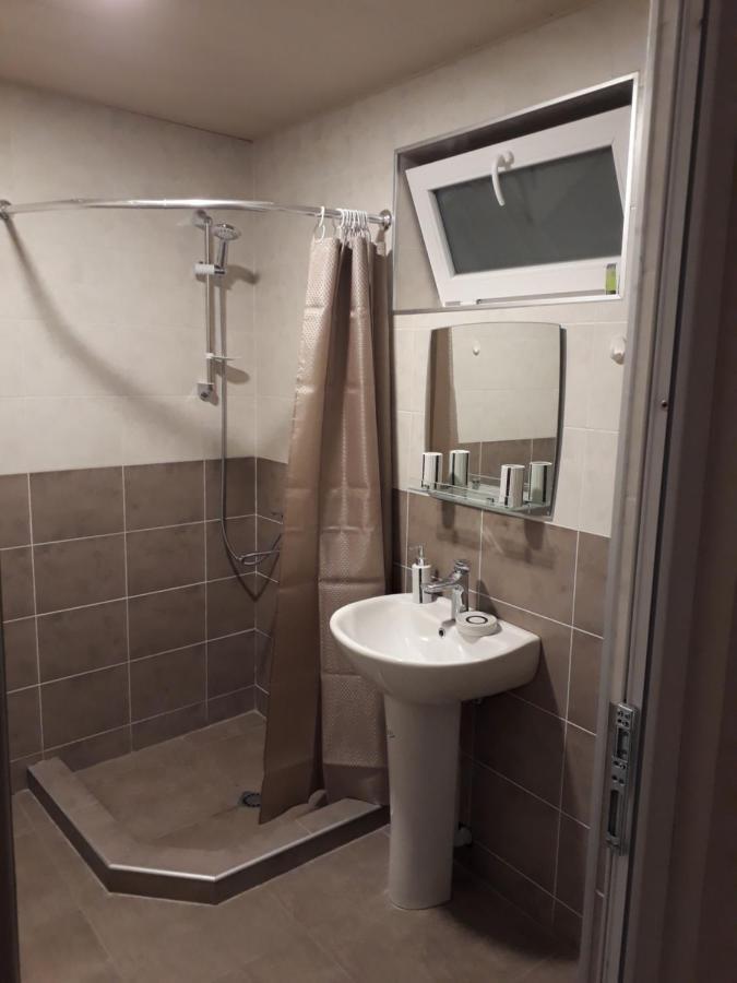 2 Bedroom Apartment In Chugureti Tbilisi Luaran gambar