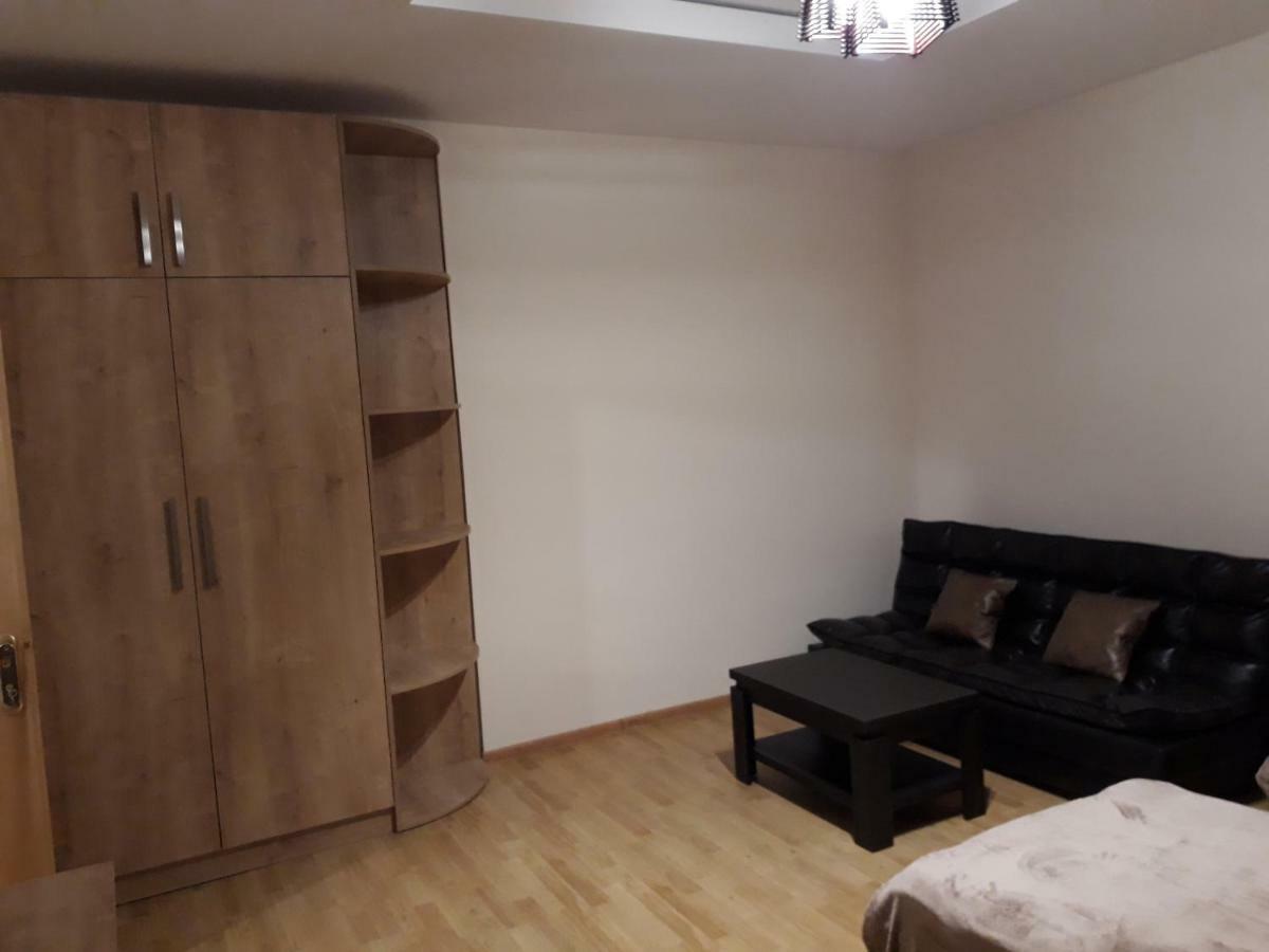 2 Bedroom Apartment In Chugureti Tbilisi Luaran gambar